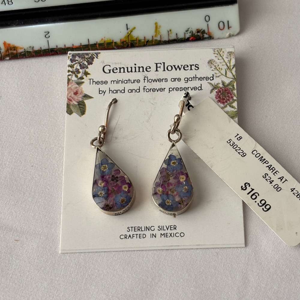 Sterling Silver Flower Earrings Dangling with Teardrop Pendants Women’s OS New - Picture 3 of 5